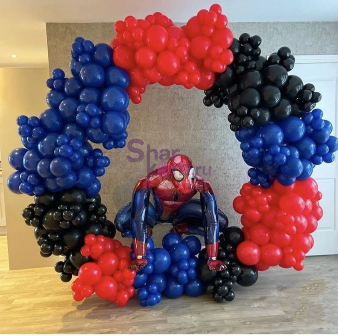 Фотозона из шаров "Человек-паук"