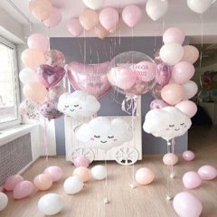 Композиция из шаров "Нежный сет с облаками для девочки"