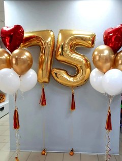 Композиция из шаров "На 75 лет с сердцами"