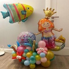 Композиция из шаров "Милая русалочка и рыбкой на стойке"