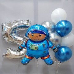 Композиция из шаров "Космонавту"