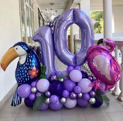 Стойка из шаров "Птицы на 10 лет"