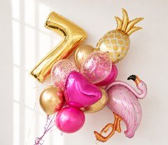 Композиция из шаров "Фламинго и ананас на 7 лет"