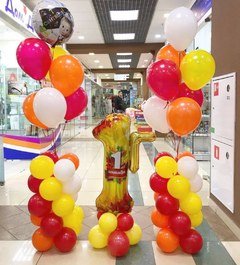Стойки из шаров "1 сентября"