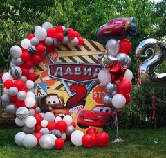 Фотозона "Тачки"