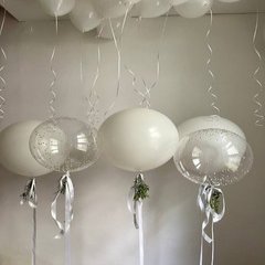 Композиция из шаров "Воздушно-белые шары"