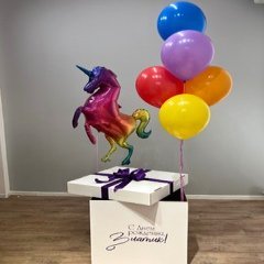 Коробка с шарами Сюрприз "Радужный единорог"
