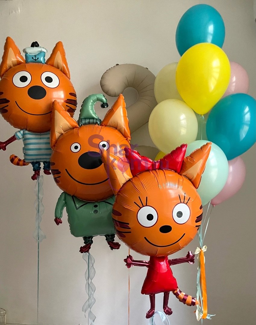 Композиция из шаров "Праздник с котами"
