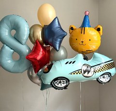Композиция из шаров «Любимому гонщику», с тигренком