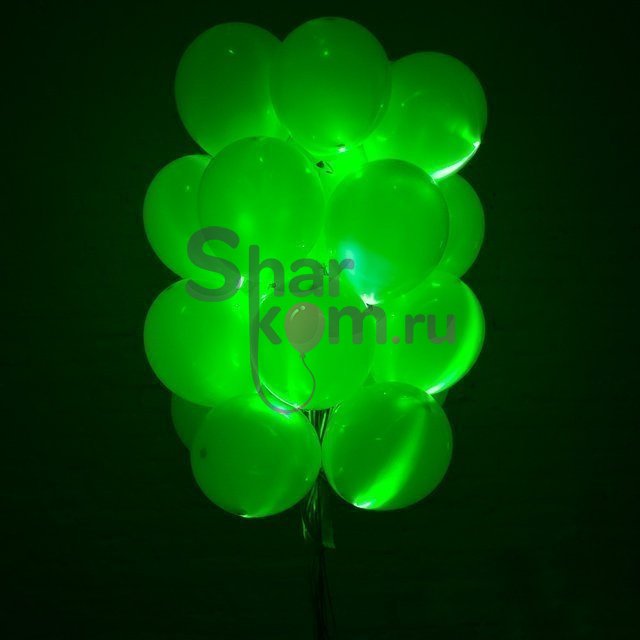 Зеленые светящиеся шары