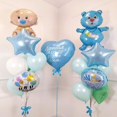Композиция из шаров "Малыш в цветах"