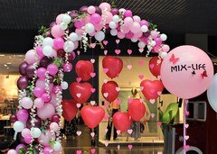 Арка из воздушных шаров "Вишня" свадьба