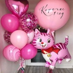 Композиция из шаров "Кошечка и большой шар"