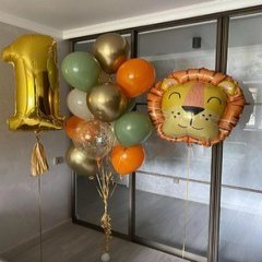 Композиция из шаров "Лев на годовасие"