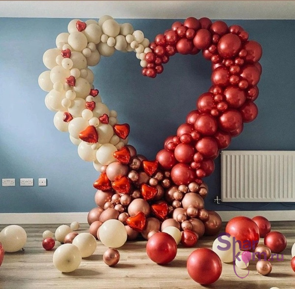 Фотозона из шаров "Большое сердце"