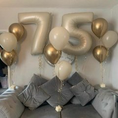Композиция из шаров "Жемчужная на 75 лет"